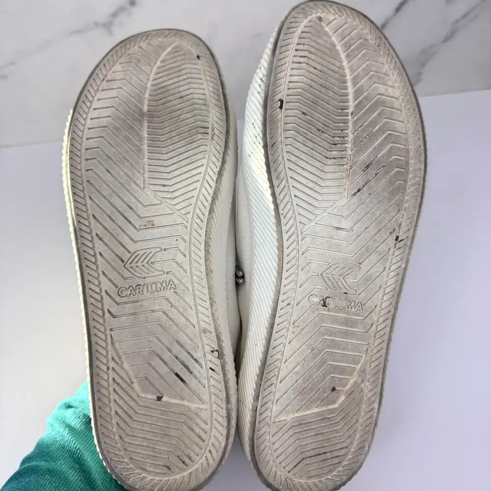 Cariuma Unisex OCA Low Sneaker Size W 9 Casual Canvas Cork Organic Off White